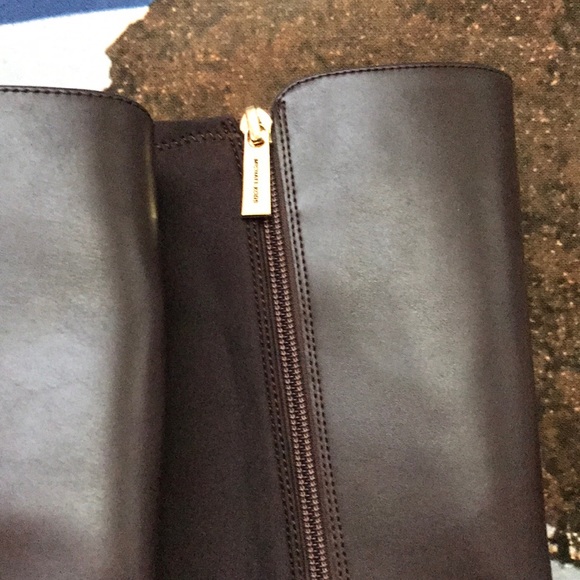 Michael Kors Brown boots - Picture 4 of 10